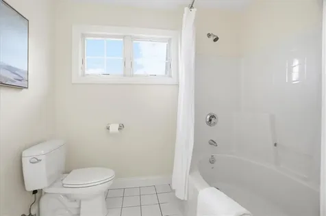 32 Mount Avenue Providence RI 02906