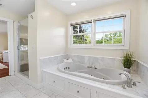 32 Mount Avenue Providence RI 02906