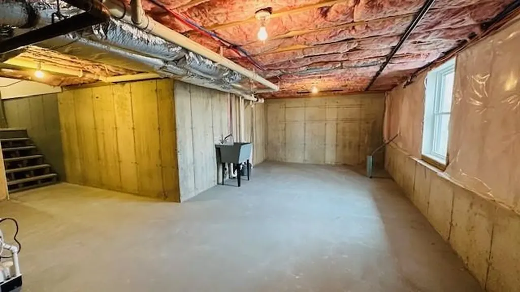 3800 Post Road Warwick RI 02886