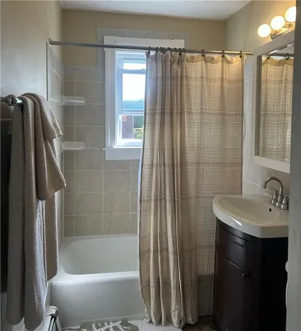 70 Carroll Avenue Newport RI 02840