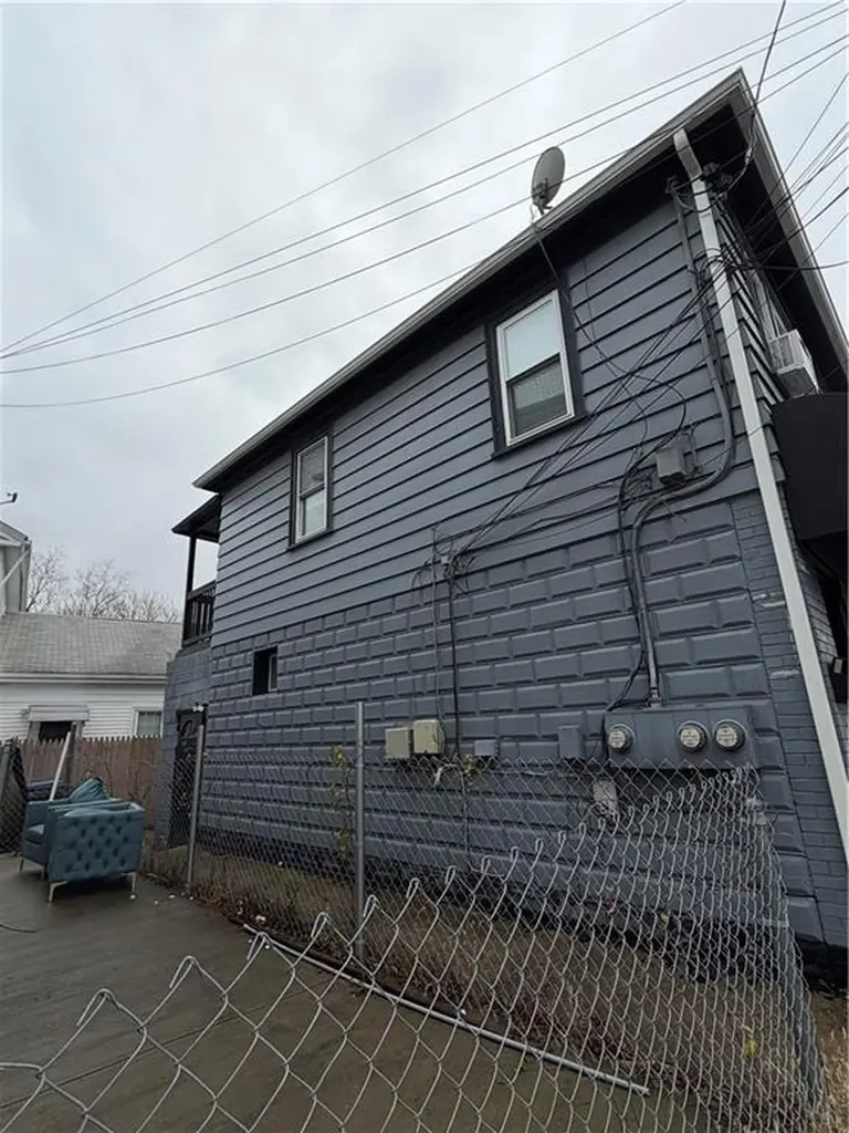 4 Gansett Avenue Cranston RI 02920
