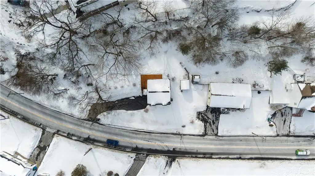 546 River Road Lincoln RI 02865