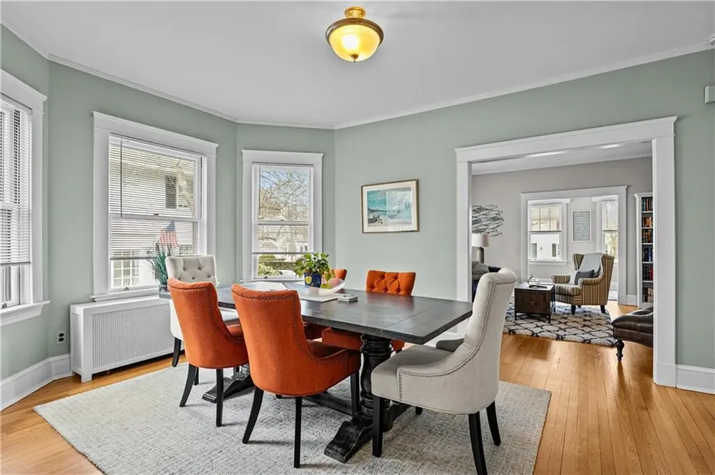 75 Ayrault Street Newport RI 02840