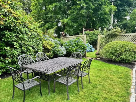 75 Ayrault Street Newport RI 02840
