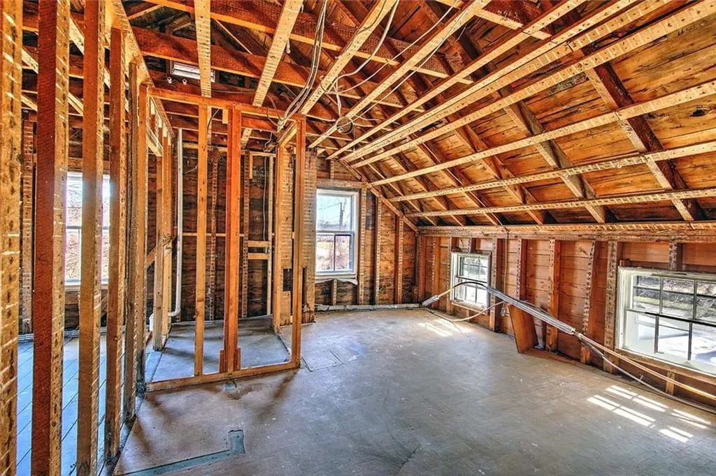 408 Hix Bridge Road Westport MA 02790