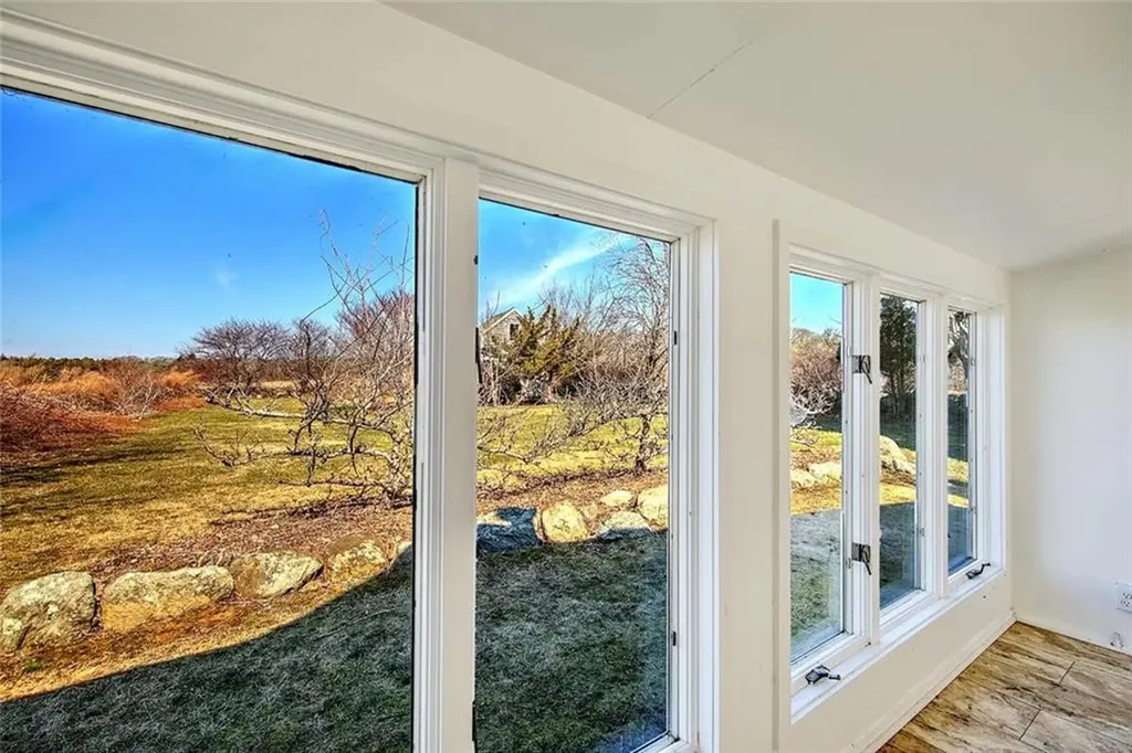 408 Hix Bridge Road Westport MA 02790