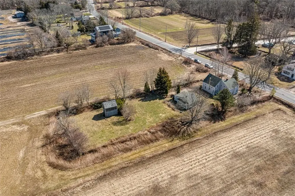 408 Hix Bridge Road Westport MA 02790