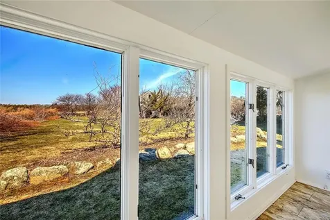 408 Hix Bridge Road Westport MA 02790