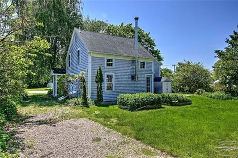 408 Hix Bridge Road Westport MA 02790