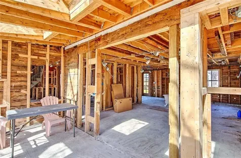 408 Hix Bridge Road Westport MA 02790