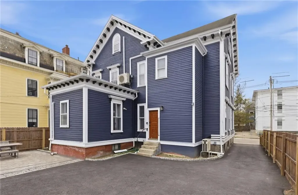 40 Sycamore Street Providence RI 02909
