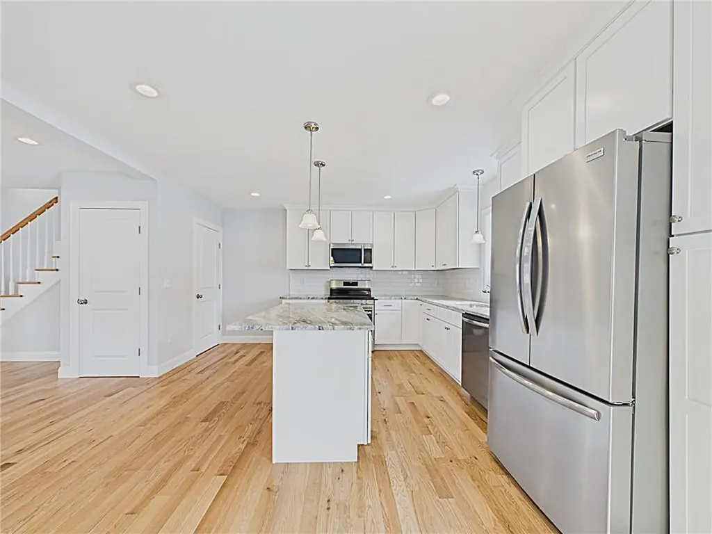 54 Vespia Lane South Kingstown RI 02879