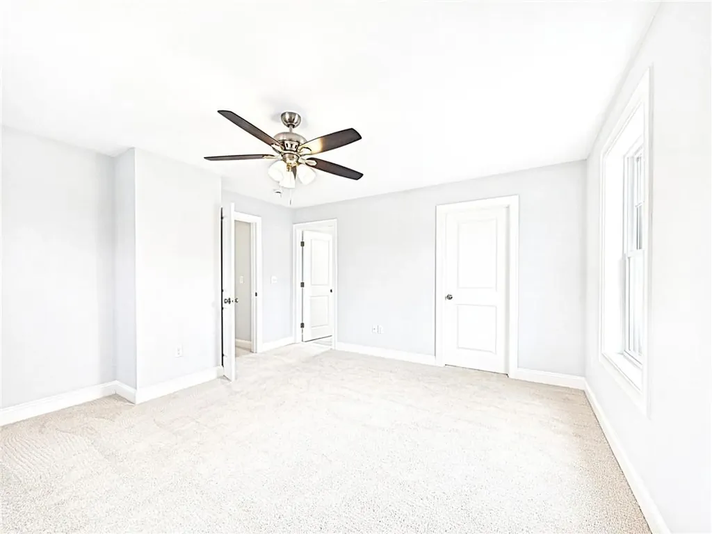 54 Vespia Lane South Kingstown RI 02879