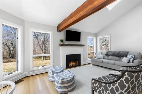 14 South Trail Narragansett RI 02882