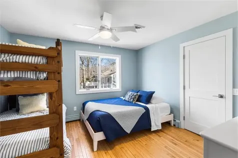 14 South Trail Narragansett RI 02882