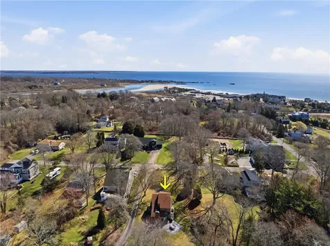 14 South Trail Narragansett RI 02882