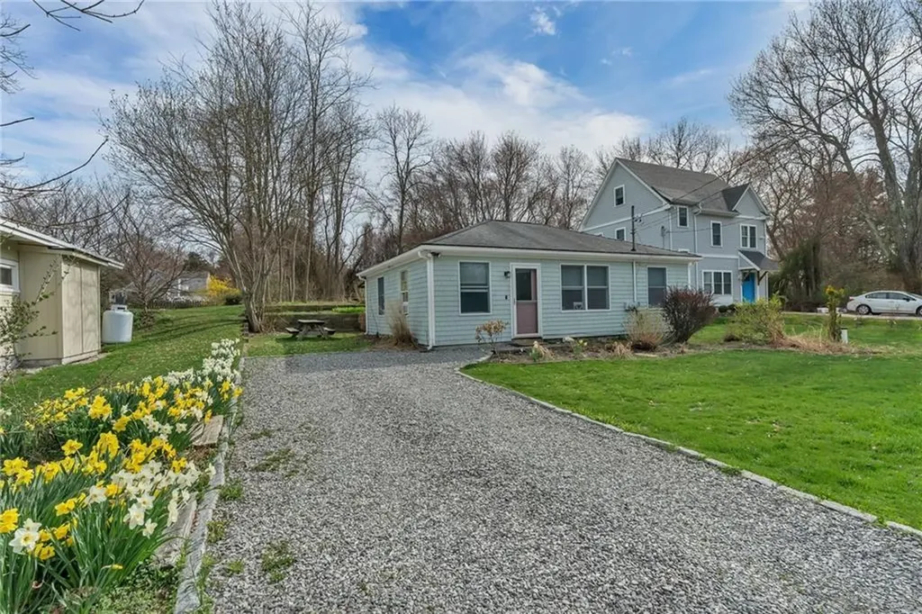 63 Buoy Street Jamestown RI 02835