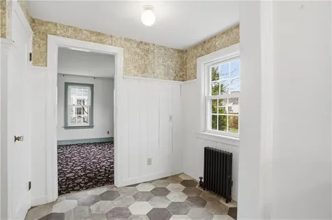 251 West Shore Road Warwick RI 02889