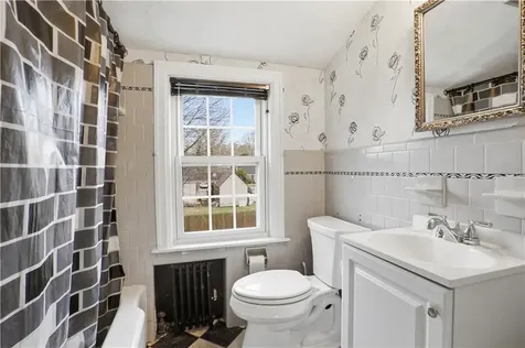 251 West Shore Road Warwick RI 02889