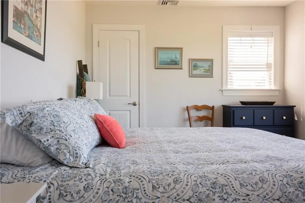 292 High Hill Road Tiverton RI 02842
