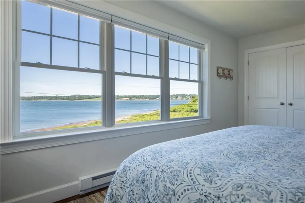 292 High Hill Road Tiverton RI 02842