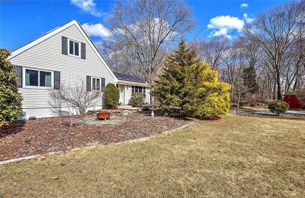 121 Jenckes Hill Road Lincoln RI 02865