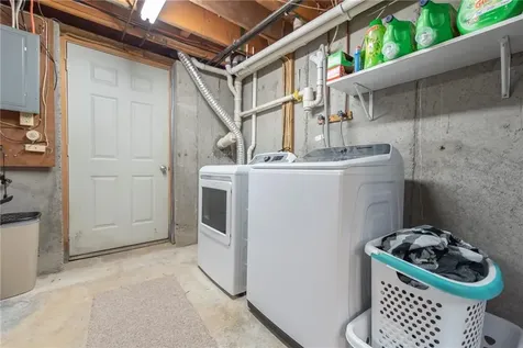 54 Kristee Circle West Warwick RI 02893