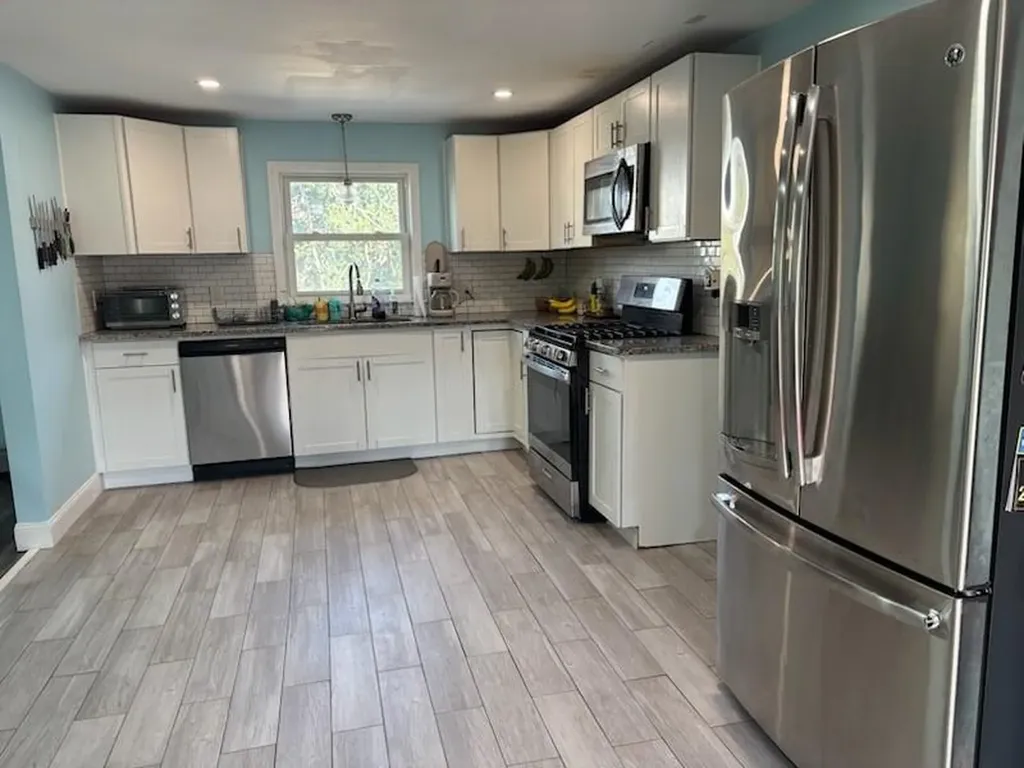 39 Kiley Street North Providence RI 02911
