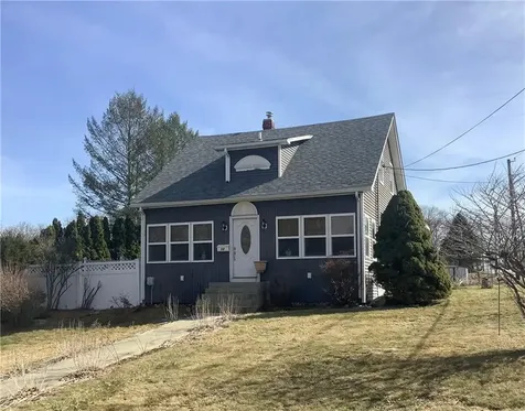 52 Mendon Road North Smithfield RI 02896