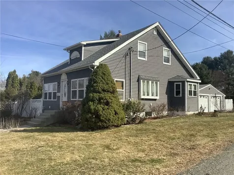 52 Mendon Road North Smithfield RI 02896