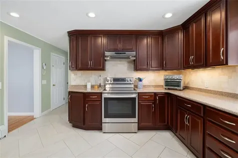 117 Moccasin Trail Cranston RI 02921