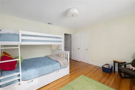 117 Moccasin Trail Cranston RI 02921