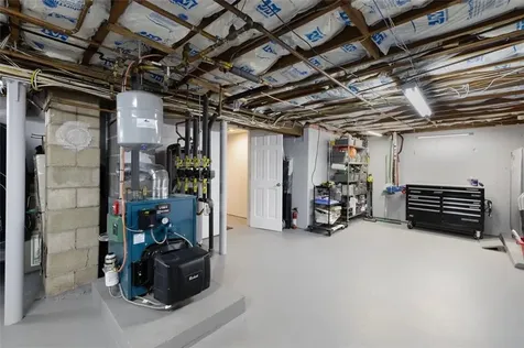 117 Moccasin Trail Cranston RI 02921