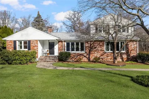 117 Moccasin Trail Cranston RI 02921