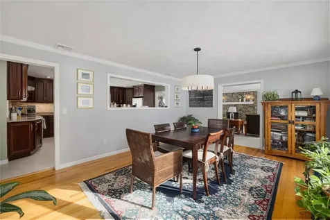 117 Moccasin Trail Cranston RI 02921