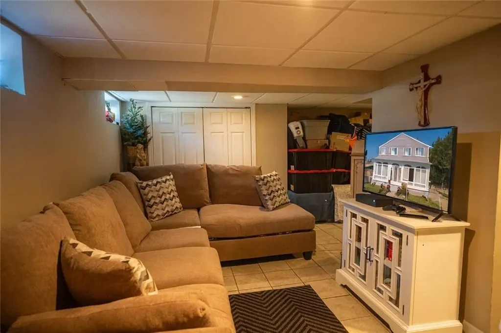 21 Madison Street Warwick RI 02888