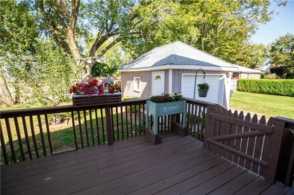 21 Madison Street Warwick RI 02888