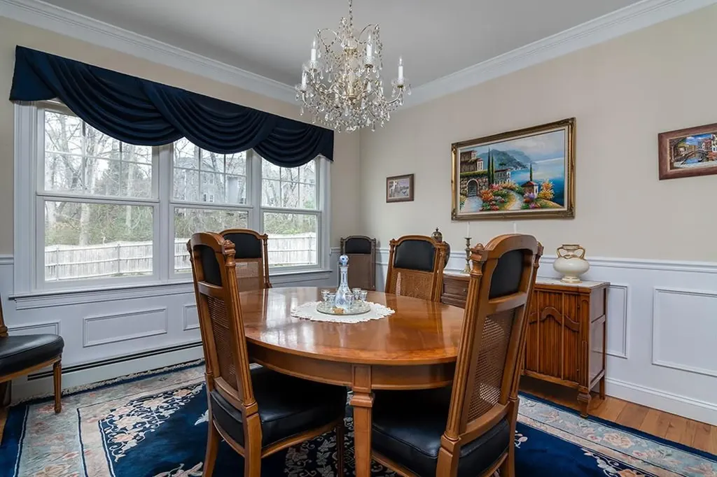 5 Hazelton Lane South Kingstown RI 02892