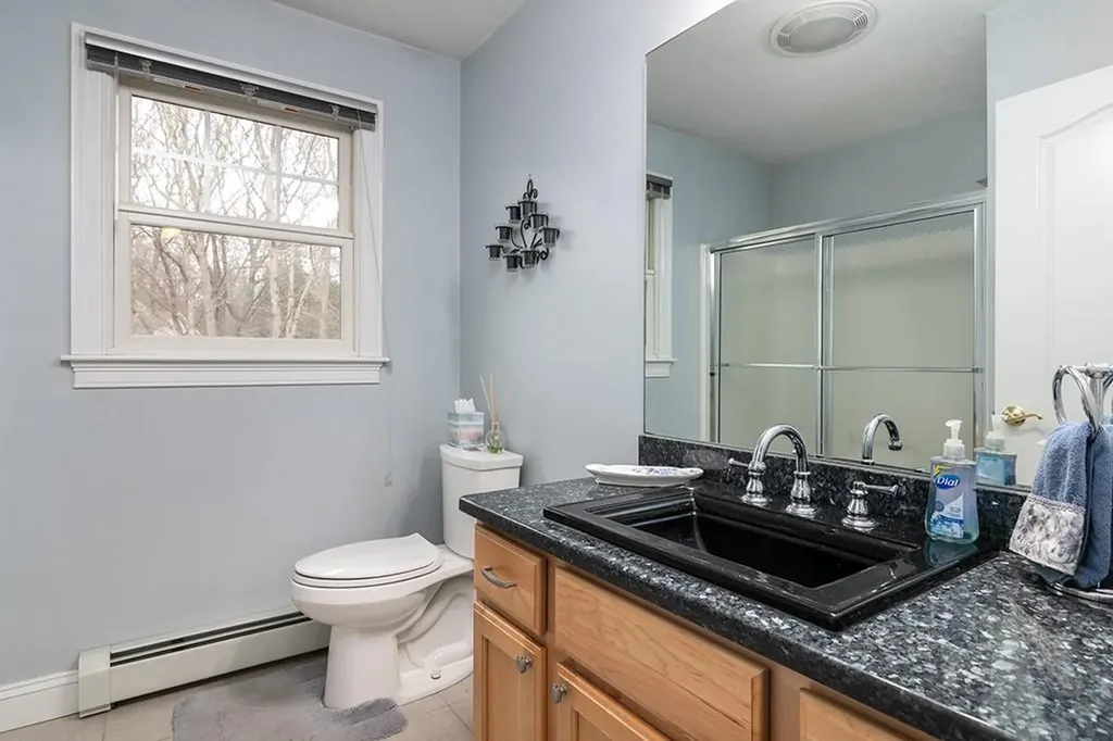 5 Hazelton Lane South Kingstown RI 02892