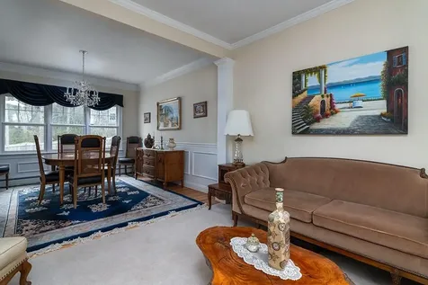 5 Hazelton Lane South Kingstown RI 02892