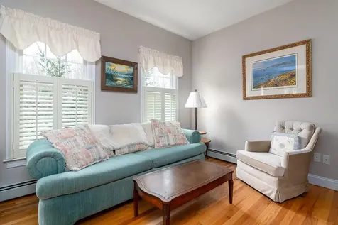 5 Hazelton Lane South Kingstown RI 02892