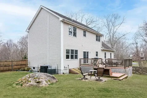 5 Hazelton Lane South Kingstown RI 02892