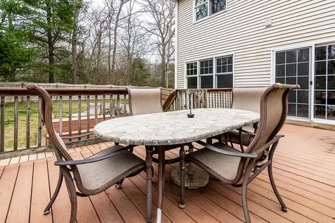 5 Hazelton Lane South Kingstown RI 02892