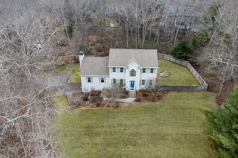 5 Hazelton Lane South Kingstown RI 02892