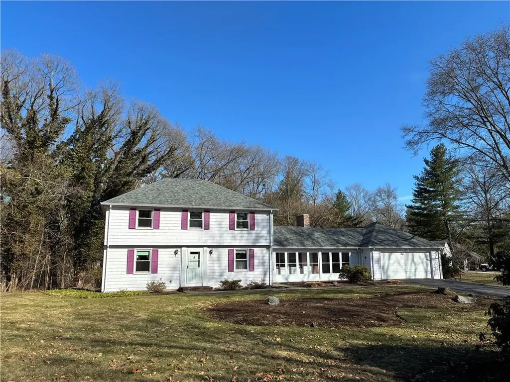 2 Woodcrest Drive Cumberland RI 02864