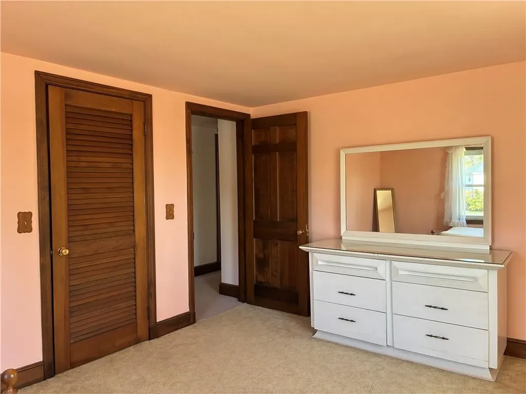 2 Woodcrest Drive Cumberland RI 02864