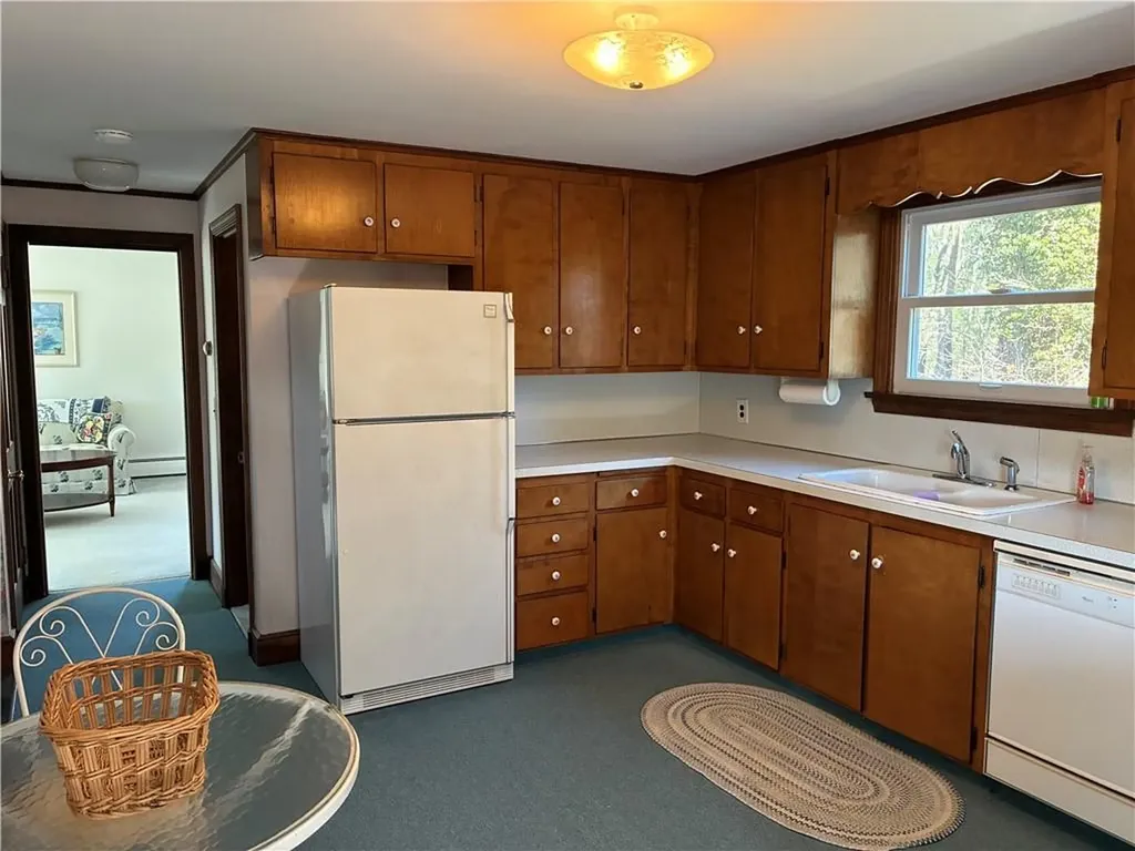 2 Woodcrest Drive Cumberland RI 02864
