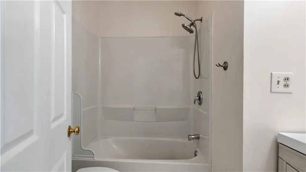 16 Homestead Avenue Johnston RI 02919