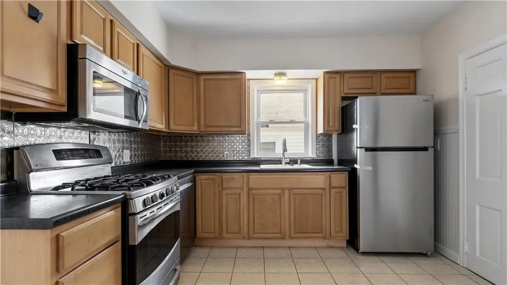 16 Homestead Avenue Johnston RI 02919