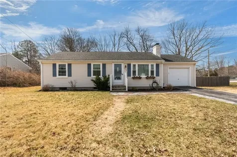 150 Greenmeadow Circle North Kingstown RI 02852